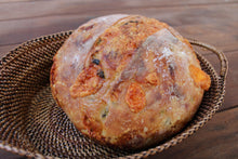 Load image into Gallery viewer, Cheddar & Jalapeño Sourdough